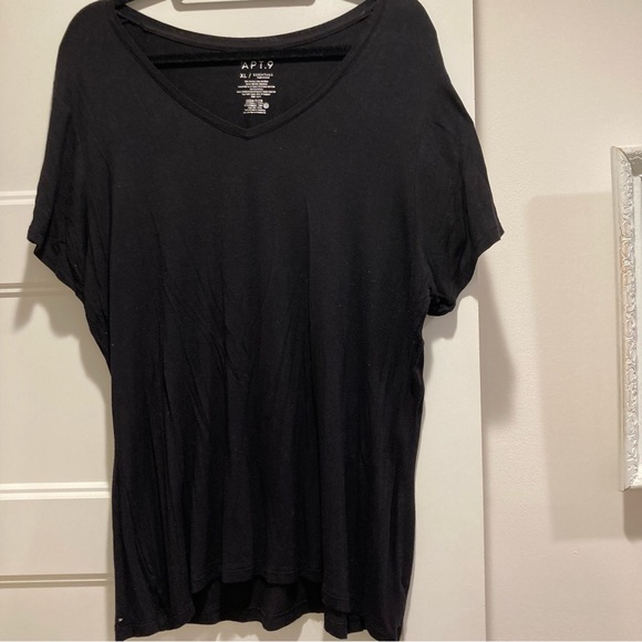 Apt. 9 Tops - Black Short Sleeve V Neck Essential Tee Size XL